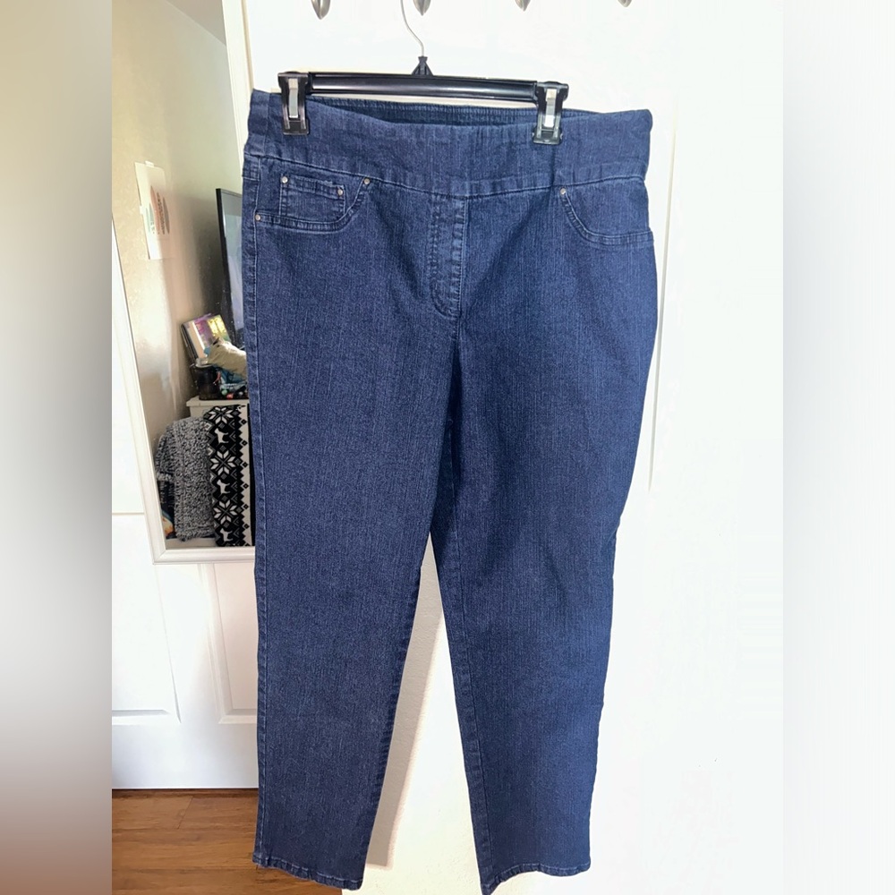 Ruby Rd. Women's Pull-on Extra Stretch Denim
Jean Size 14 Blue